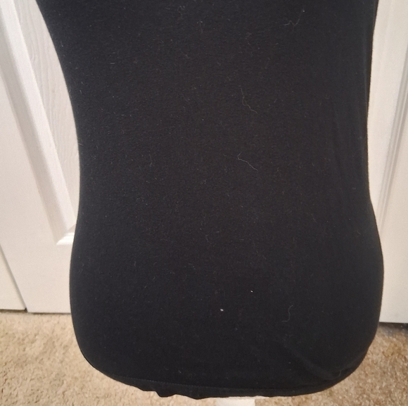 Guess Black Fitted Polo Cap Sleeve Tee    Size S - Picture 4 of 15